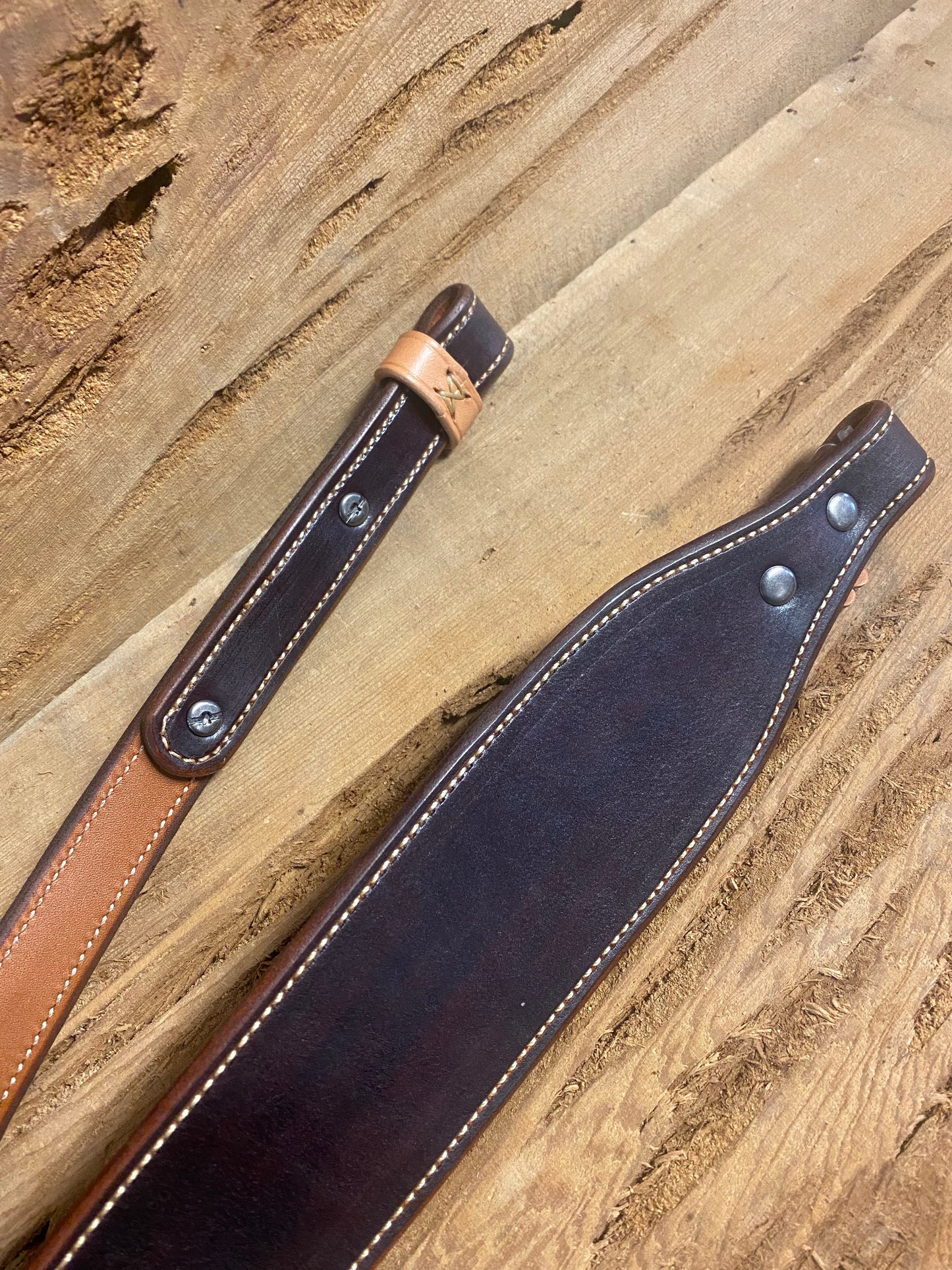 Plain Thumbhole Gunsling-Dark Brown
