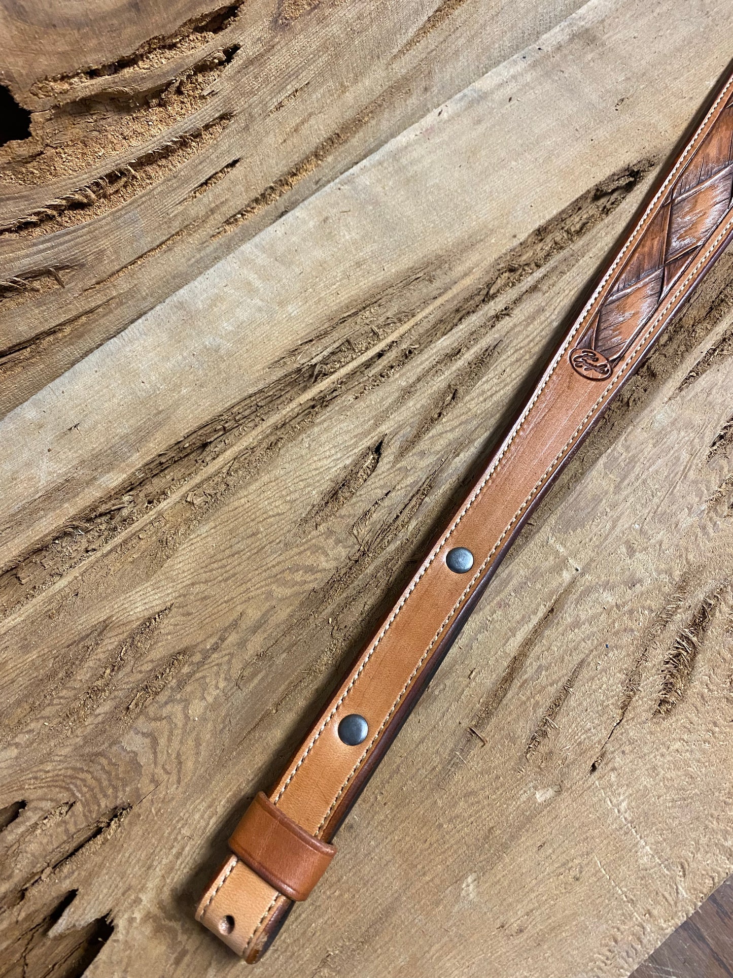 Large Basket Tooled Gunsling