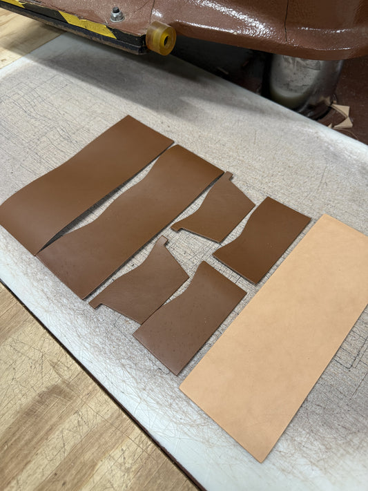 Bifold Wallet Calf Material - Tan